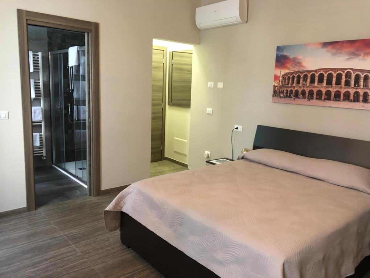 Residenza Grazioli Hotel เวโรนา ภายนอก รูปภาพ